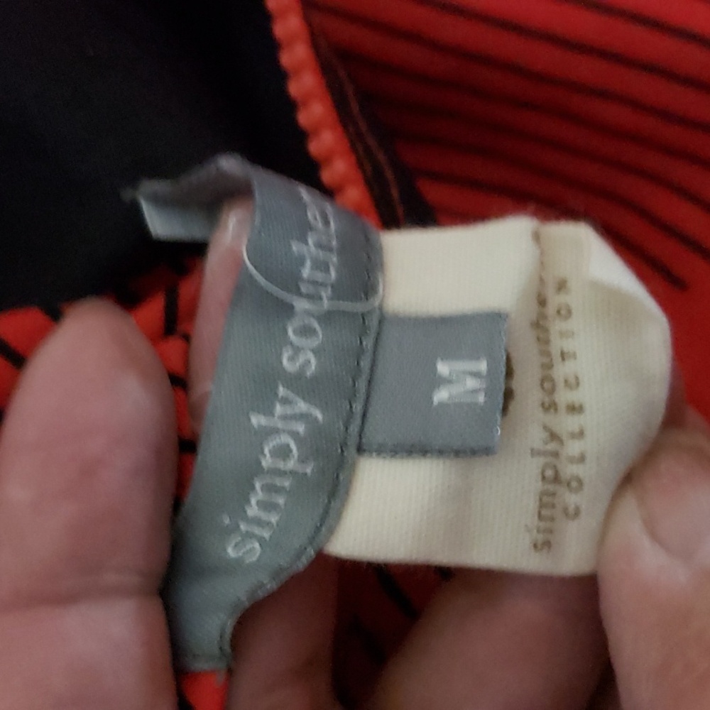 Simply Southern 1/4 Reversible Pullover Red, Black Size Med - Picture 9 of 11